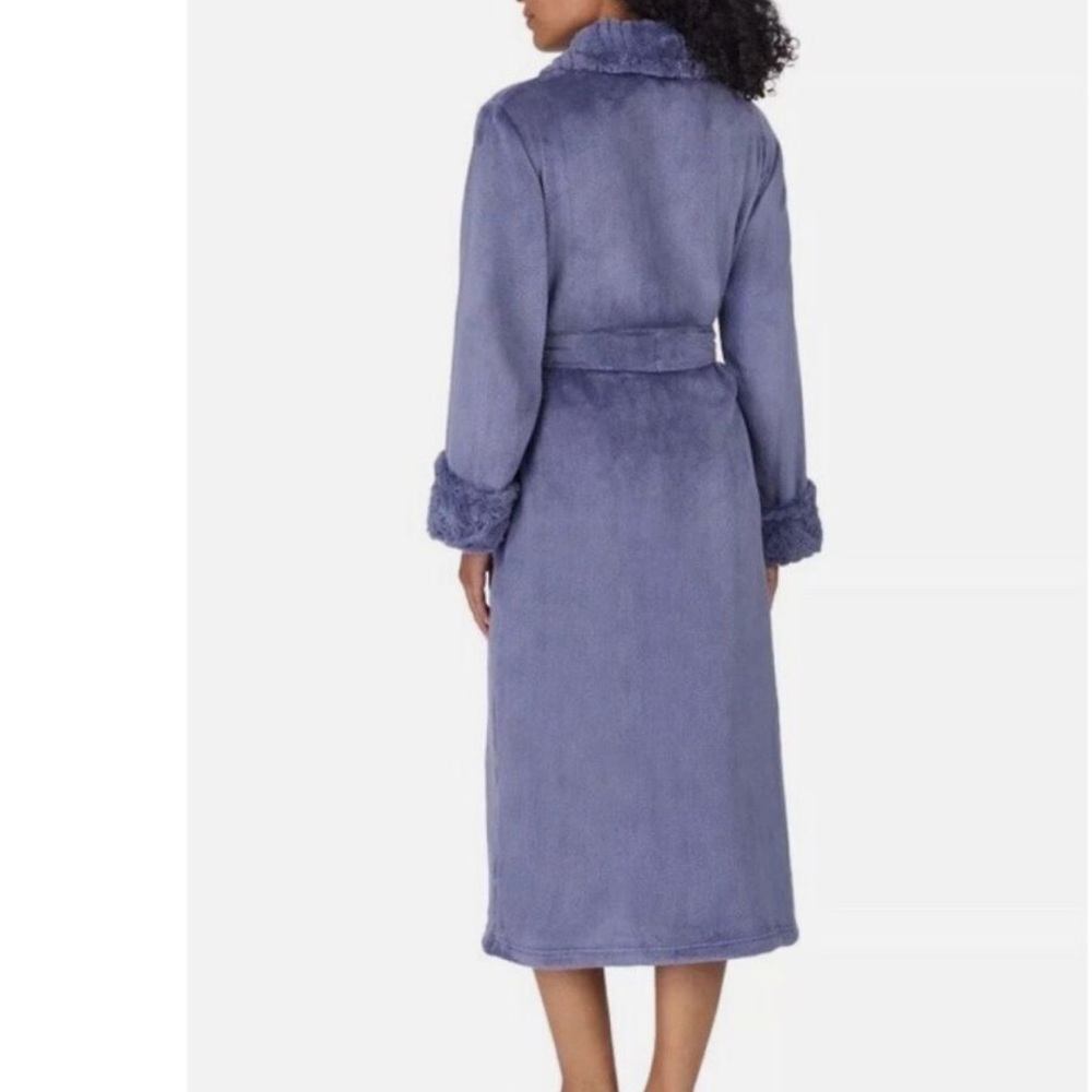 Midnight by Carole Hochman Plush Shawl Collar Robe in Blue - Picture 3 of 3